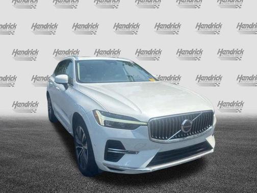 2022 Volvo XC60 Recharge Plug-In Hybrid T8 Inscription Expression Extended Range