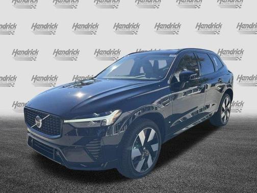2025 Volvo XC60 Plug-In Hybrid T8 Plus