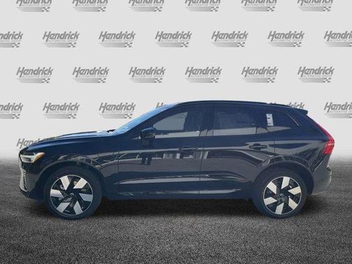 2025 Volvo XC60 Plug-In Hybrid T8 Plus