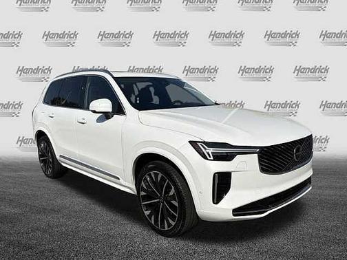 2025 Volvo XC90 Plus