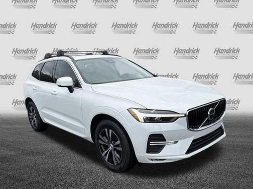 Crystal White 2023 Volvo XC60 Core