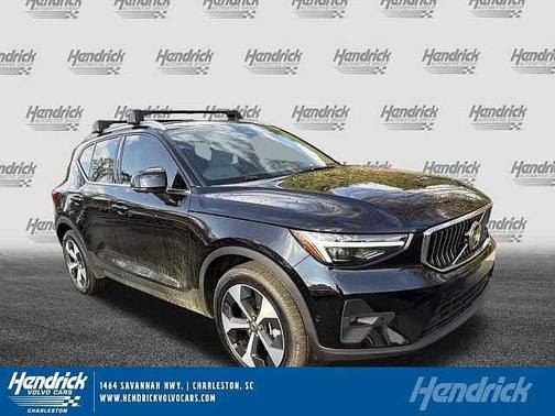 2025 Volvo XC40 Plus