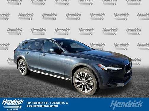 2022 Volvo V90 Cross Country Cross Country