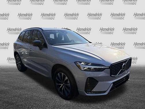 2025 Volvo XC60 Plus