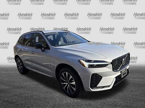 2025 Volvo XC60 Plus