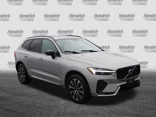 2025 Volvo XC60 Plus