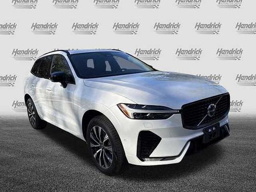 2025 Volvo XC60 Plus