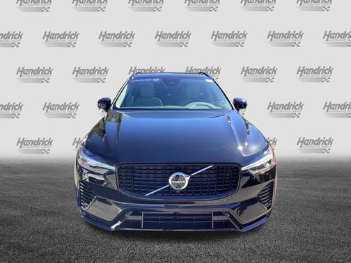 2025 Volvo XC60 Plug-In Hybrid Plus