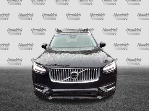 2025 Volvo XC90 Plug-In Hybrid Plus