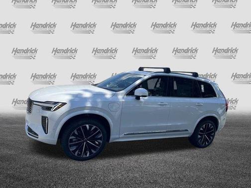 2025 Volvo XC90 Plug-In Hybrid T8 Plus 7-Seater
