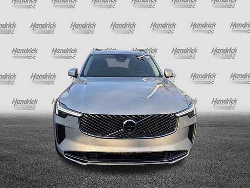 2025 Volvo XC90 Plus