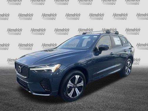 2025 Volvo XC60 Plug-In Hybrid T8 Plus