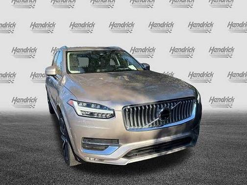 2023 Volvo XC90 Plus