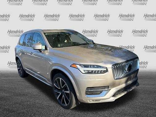 2023 Volvo XC90 Plus