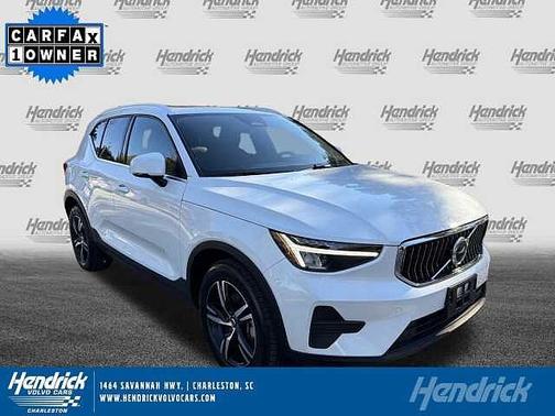 2025 Volvo XC40 Plus