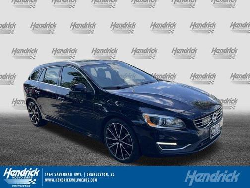 2017 Volvo V60 T5 Platinum