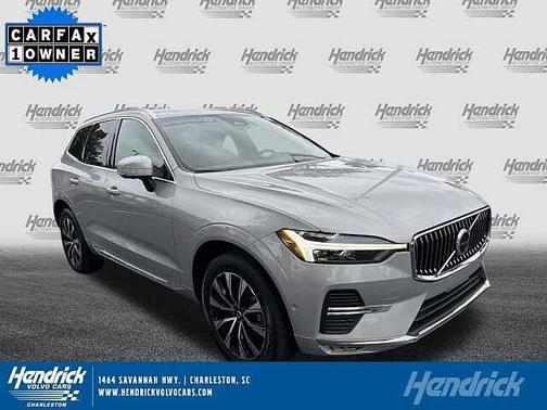 Silver Dawn 2023 Volvo XC60 Plus