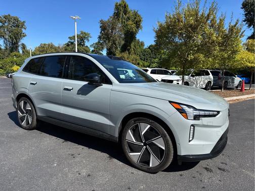2025 Volvo EX90 Ultra