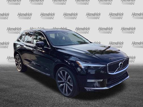 2023 Volvo XC60 Ultimate Bright Theme