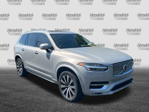 2023 Volvo XC90 Plus