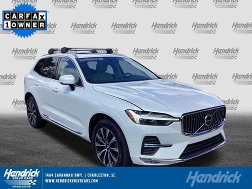 2023 Volvo XC60 Plus Bright Theme