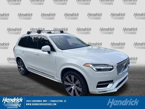 2025 Volvo XC90 B5 Plus