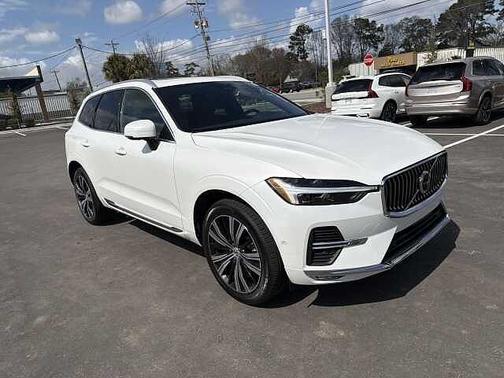 2023 Volvo XC60 Plus