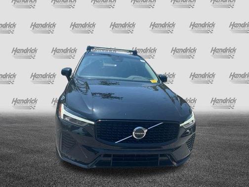 2024 Volvo XC60 B5 Plus Dark Theme