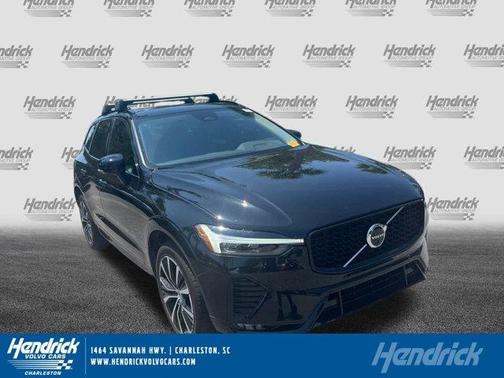 2024 Volvo XC60 B5 Plus Dark Theme
