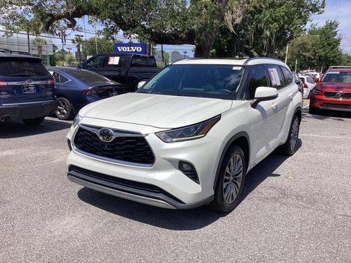 2020 Toyota Highlander Platinum