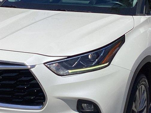 2020 Toyota Highlander Platinum