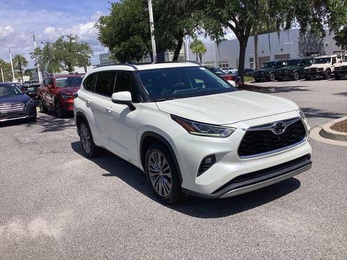 2020 Toyota Highlander Platinum