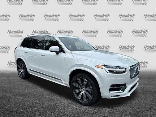 Crystal White 2025 Volvo XC90 Ultra