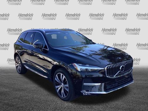 2023 Volvo XC60 Plus Bright Theme