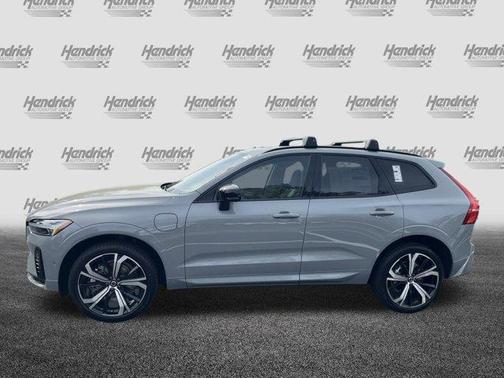 2025 Volvo XC60 Plug-In Hybrid T8 Ultra