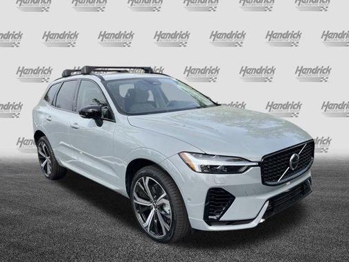 2025 Volvo XC60 Plug-In Hybrid T8 Ultra