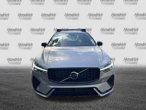 2025 Volvo XC60 Plug-In Hybrid T8 Plus