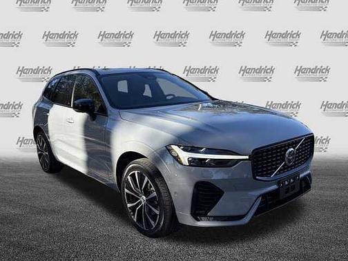 2025 Volvo XC60 Plus