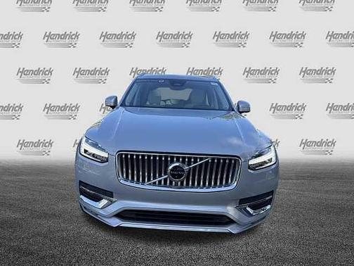 Silver Dawn 2023 Volvo XC90 Plus