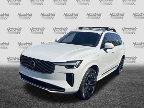 2025 Volvo XC90 Plug-In Hybrid T8 Plus 7-Seater