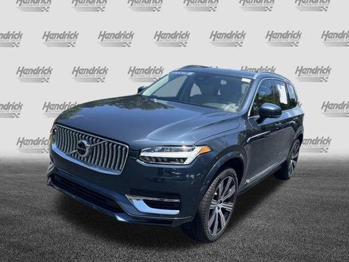 2025 Volvo XC90 Plug-In Hybrid T8 Plus 7-Seater