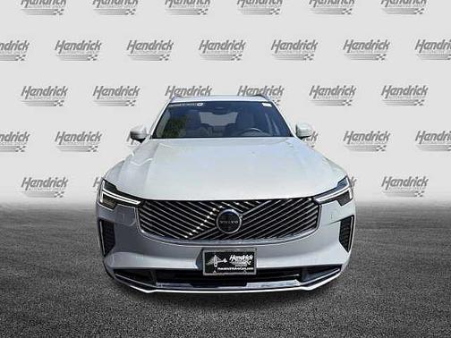 2025 Volvo XC90 Plus