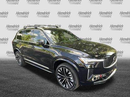 2025 Volvo XC90 Core