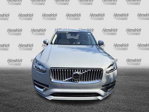 Vapour Grey 2024 Volvo XC90 Plus