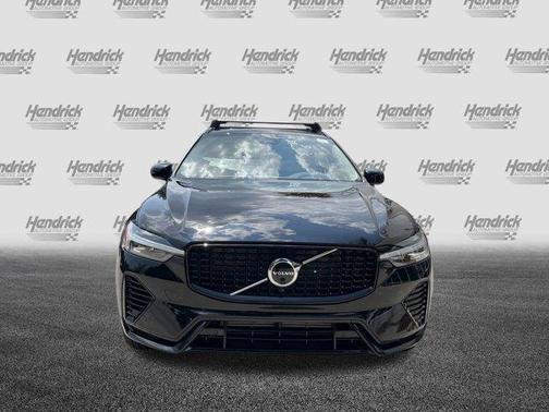 2025 Volvo XC60 Plug-In Hybrid T8 Plus