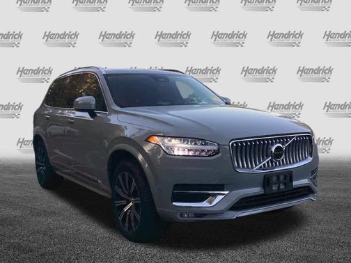 2025 Volvo XC90 Core