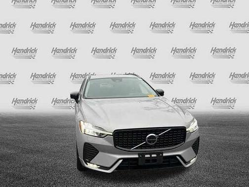 2025 Volvo XC60 Plus