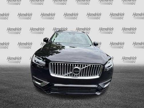 Onyx Black 2023 Volvo XC90 Plus