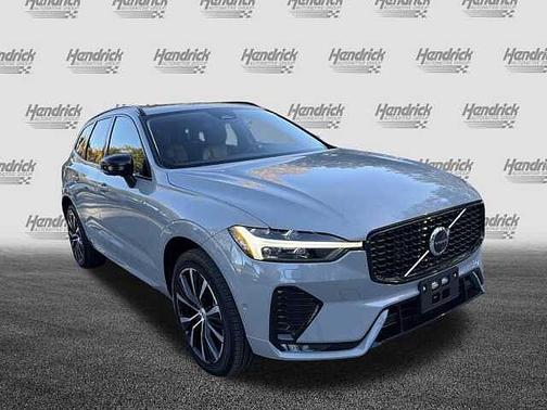 2025 Volvo XC60 Plus