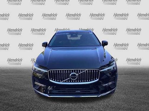 2023 Volvo XC60 Plus